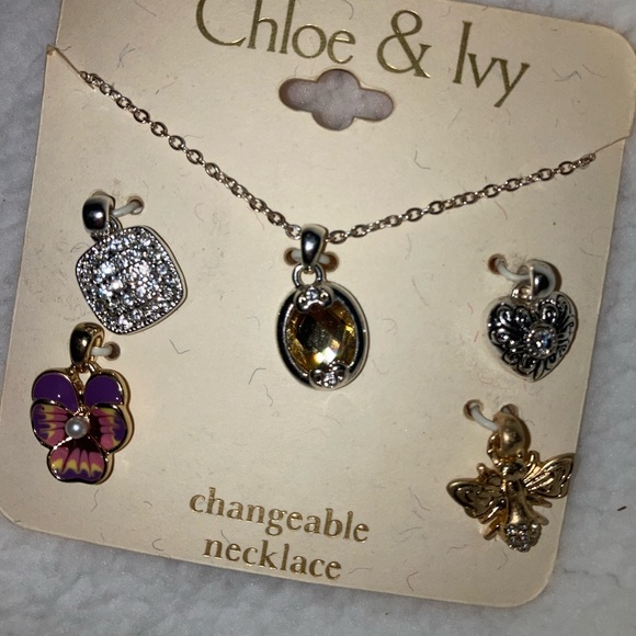 Chloe & Ivy necklace w/ 5 Interchangeable Pendants - Picture 1 of 5